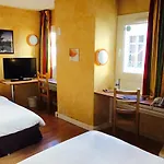 Hotel Bosquet Centre - Self Check In Budget Pau