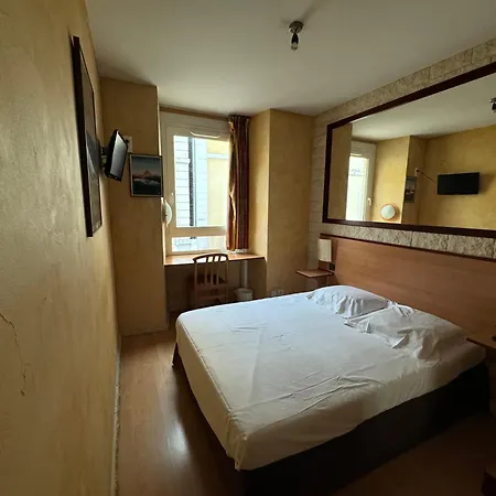 Bosquet Centre - Self Check In Budget 2* بو