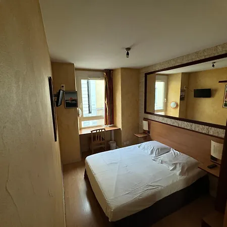 Bosquet Centre - Self Check In Budget Hotel 2*