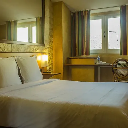 Hotel Bosquet Centre - Self Check In Budget Pau