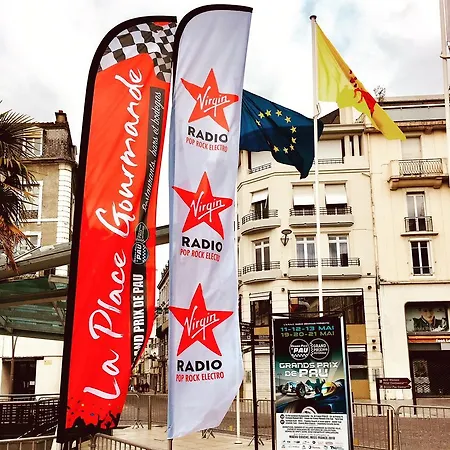 Bosquet Centre - Self Check In Budget 酒店 波城