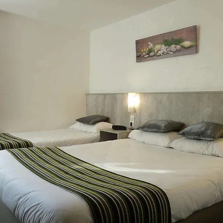 Bosquet Centre - Self Check In Budget Hotel