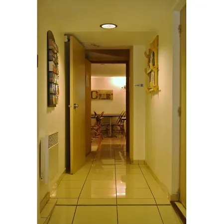 Bosquet Centre - Self Check In Budget 2* ポー