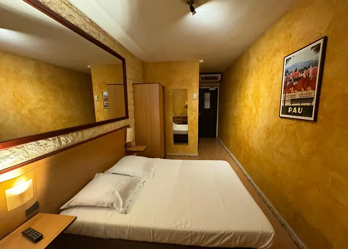 מלון Bosquet Centre - Self Check In Budget פאו