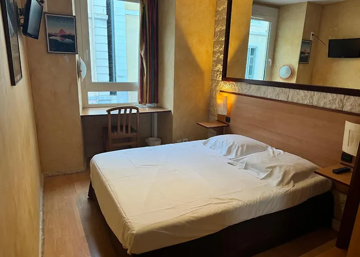 מלון Bosquet Centre - Self Check In Budget 2*