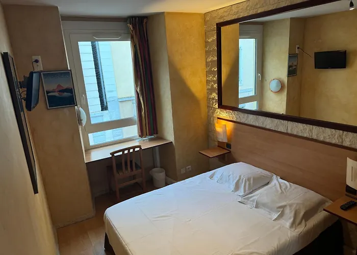 Bosquet Centre - Self Check In Budget מלון פאו