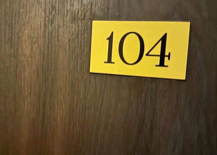 Bosquet Centre - Self Check In Budget מלון