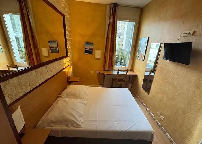 Bosquet Centre - Self Check In Budget 2* פאו