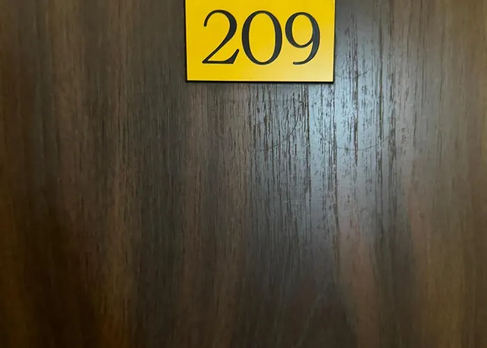 Bosquet Centre - Self Check In Budget מלון