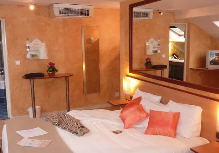 Bosquet Centre - Self Check In Budget פאו