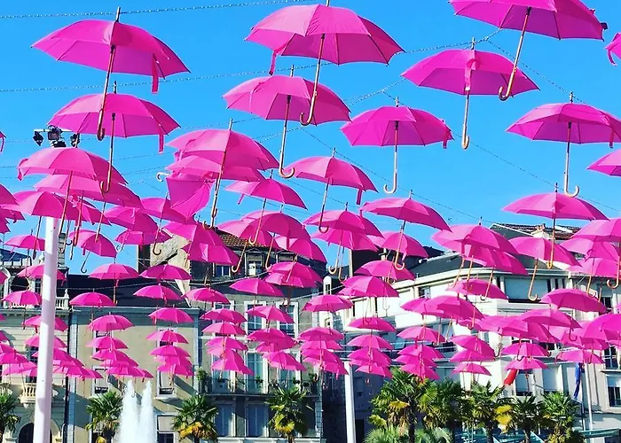 Bosquet Centre - Self Check In Budget 2*