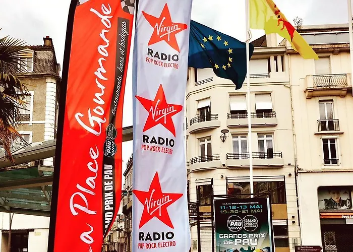 Bosquet Centre - Self Check In Budget Hotell Pau