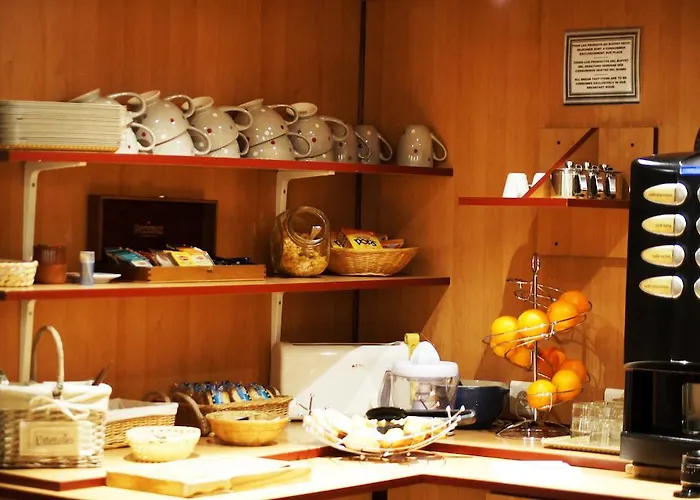 Bosquet Centre - Self Check In Budget