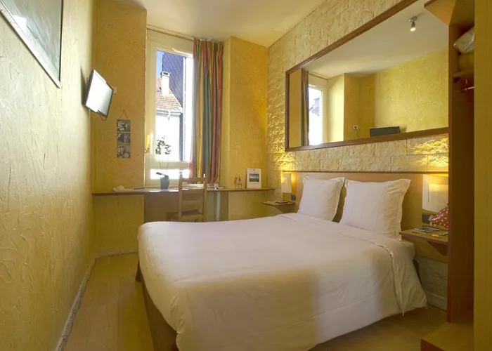 Bosquet Centre - Self Check In Budget 2* פאו