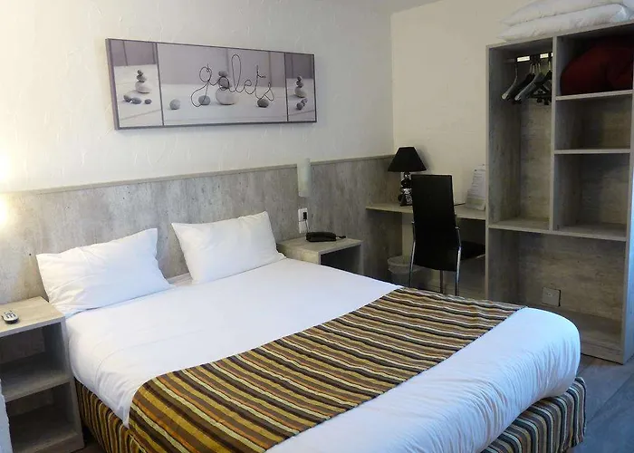 Bosquet Centre - Self Check In Budget 2* פאו