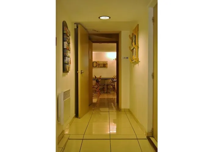 Bosquet Centre - Self Check In Budget 2* פאו